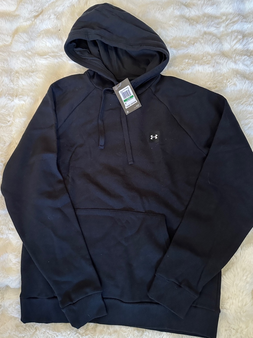 Under Armour Men’s Black Pullover Hoodie with Small Logo